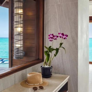 Anantara Dhigu Maldives Resort Maldives Honeymoon Packages Sunrise Over Water Suite6