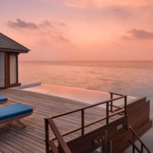 Anantara Dhigu Maldives Resort Maldives Honeymoon Packages Sunset Over Water Pool Suite7