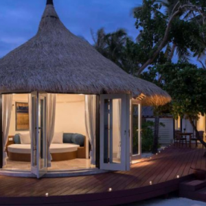 Banyan Tree Vabbinfaru Maldives Honeymoon Packages Grand Beachfront Pool Villa5
