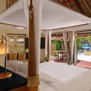 Banyan Tree Vabbinfaru Maldives Honeymoon Packages Oceanview Pool Villa