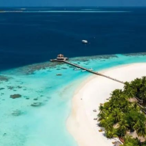 Banyan Tree Vabbinfaru Maldives Honeymoon Packages Aerial View2