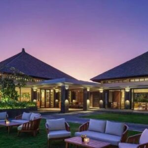 Umana Bali, LXR Hotels & Resorts Bali Honeymoon Packages Commune Garden Area