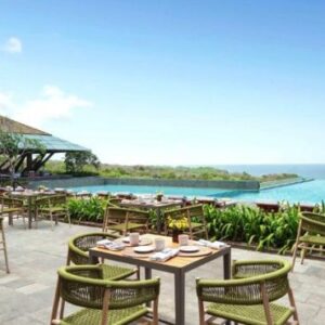 Umana Bali, LXR Hotels & Resorts Bali Honeymoon Packages Dining With Pool View