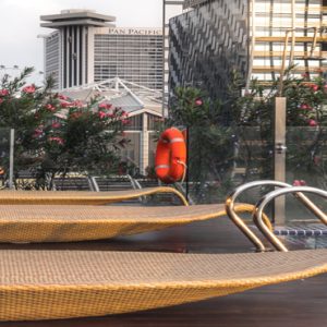 Naumi Hotel Singapore Singapore Honeymoon Packages Cloud 9 Infinity Pool & Bar5