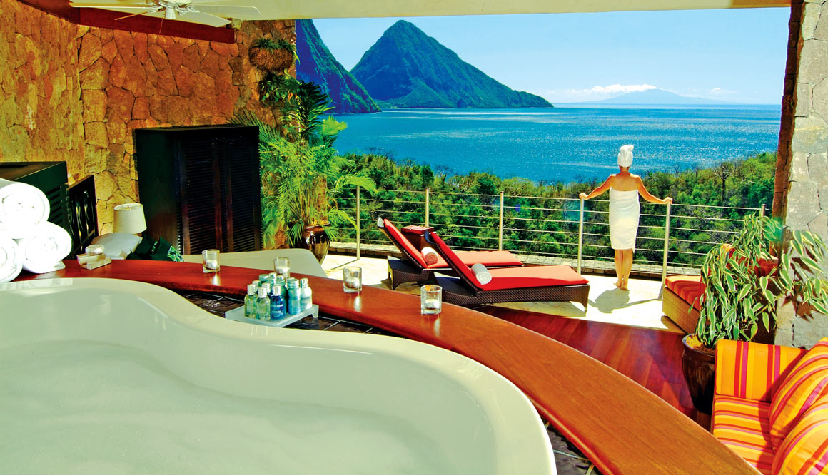 6 reasons to honeymoon at Jade Mountain St Lucia - bathrooms