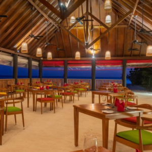 Dhigufaru Island Resort Maldives Honeymoon Packages Dhandifulhu Restaurant