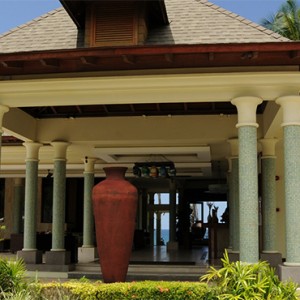 Hilton Seychelles Northolme Resort & Spa - Luxury Seychelles Honeymoon Packages - entrance