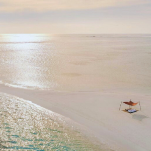 COMO Cocoa Island Maldives Honeymoon Packages Beach Dining