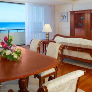 Hawaii Honeymoon Packages Royal Hawaiian Resort Ali I Suite